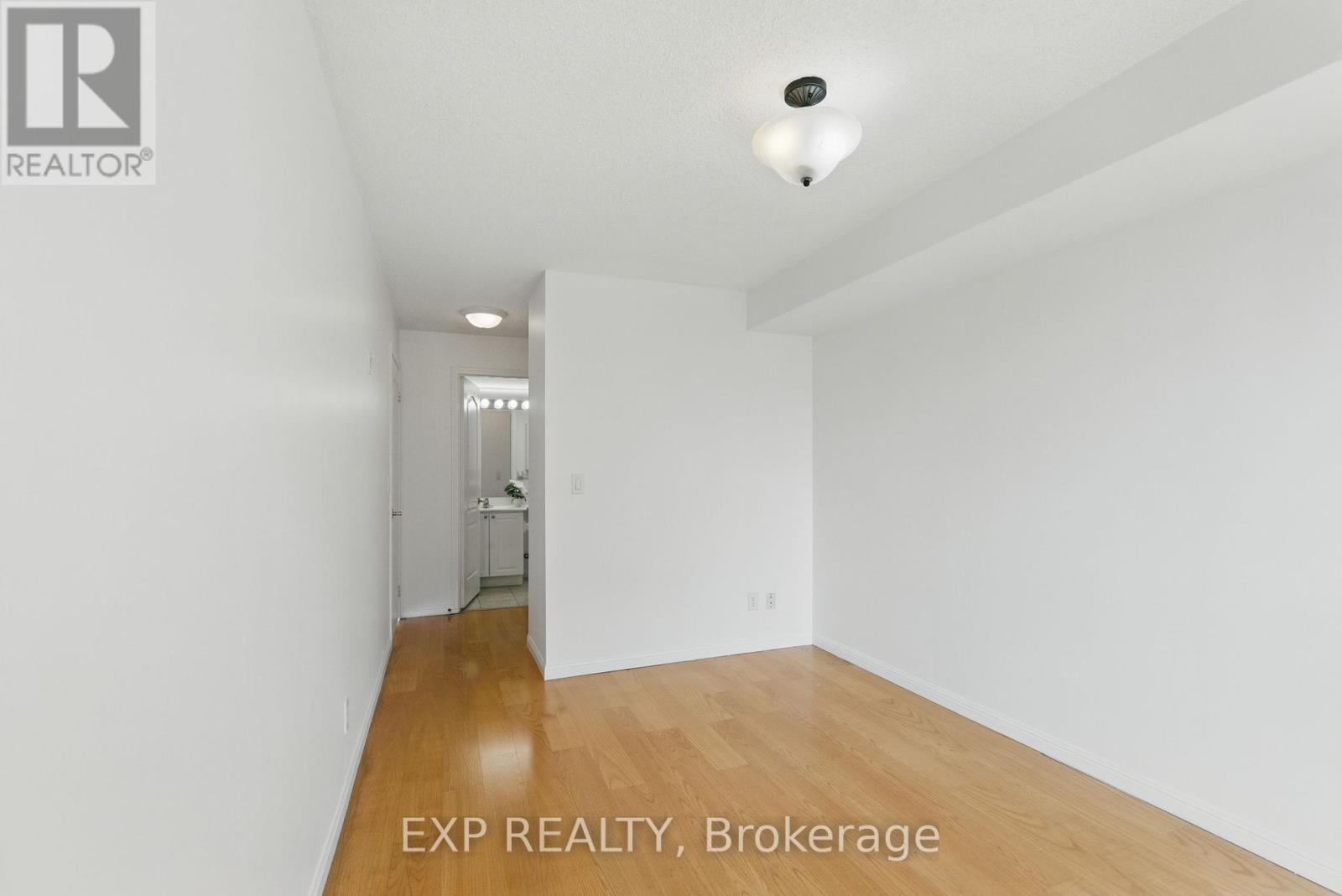 704 - 18 Stafford Street, Toronto (Niagara), Ontario  M5V 3W4 - Photo 17 - C12219057