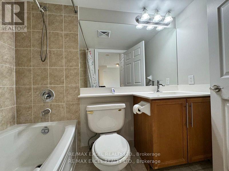 428 - 25 Greenview Avenue, Toronto (Newtonbrook West), Ontario  M2M 0A5 - Photo 8 - C12219060