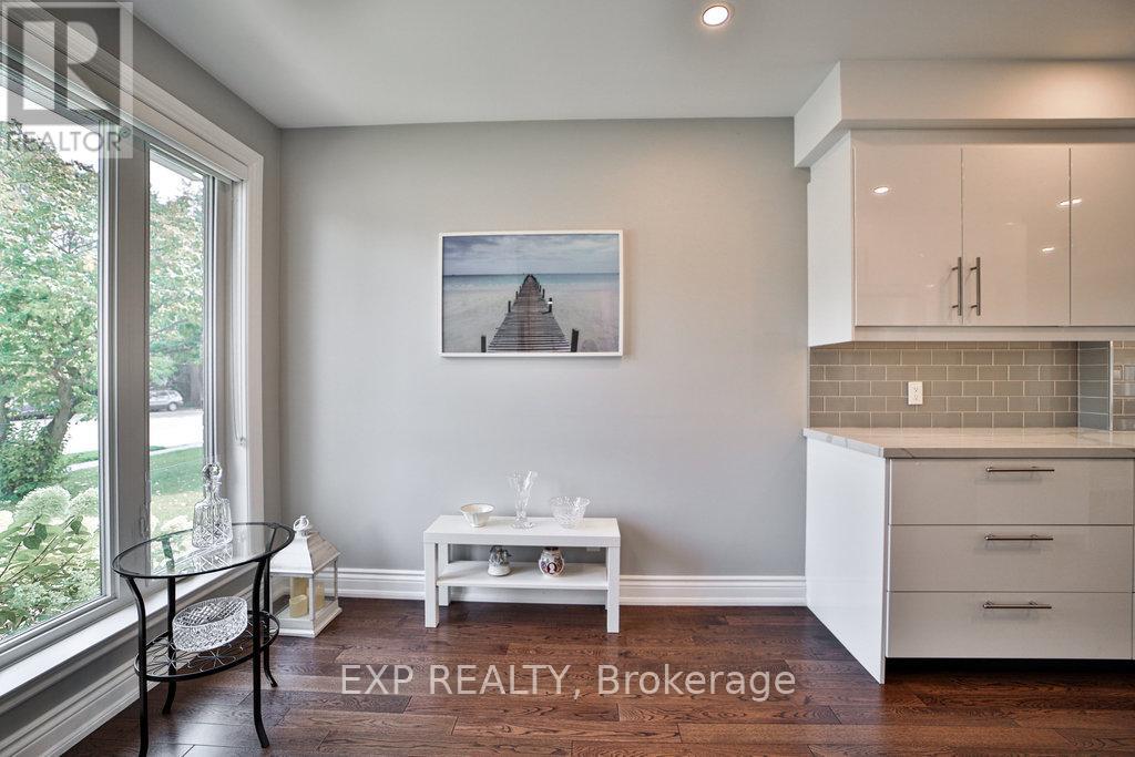 42 Tower Drive, Toronto (Wexford-Maryvale), Ontario  M1R 3N9 - Photo 10 - E12218701
