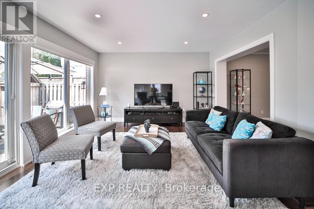 42 Tower Drive, Toronto (Wexford-Maryvale), Ontario  M1R 3N9 - Photo 15 - E12218701