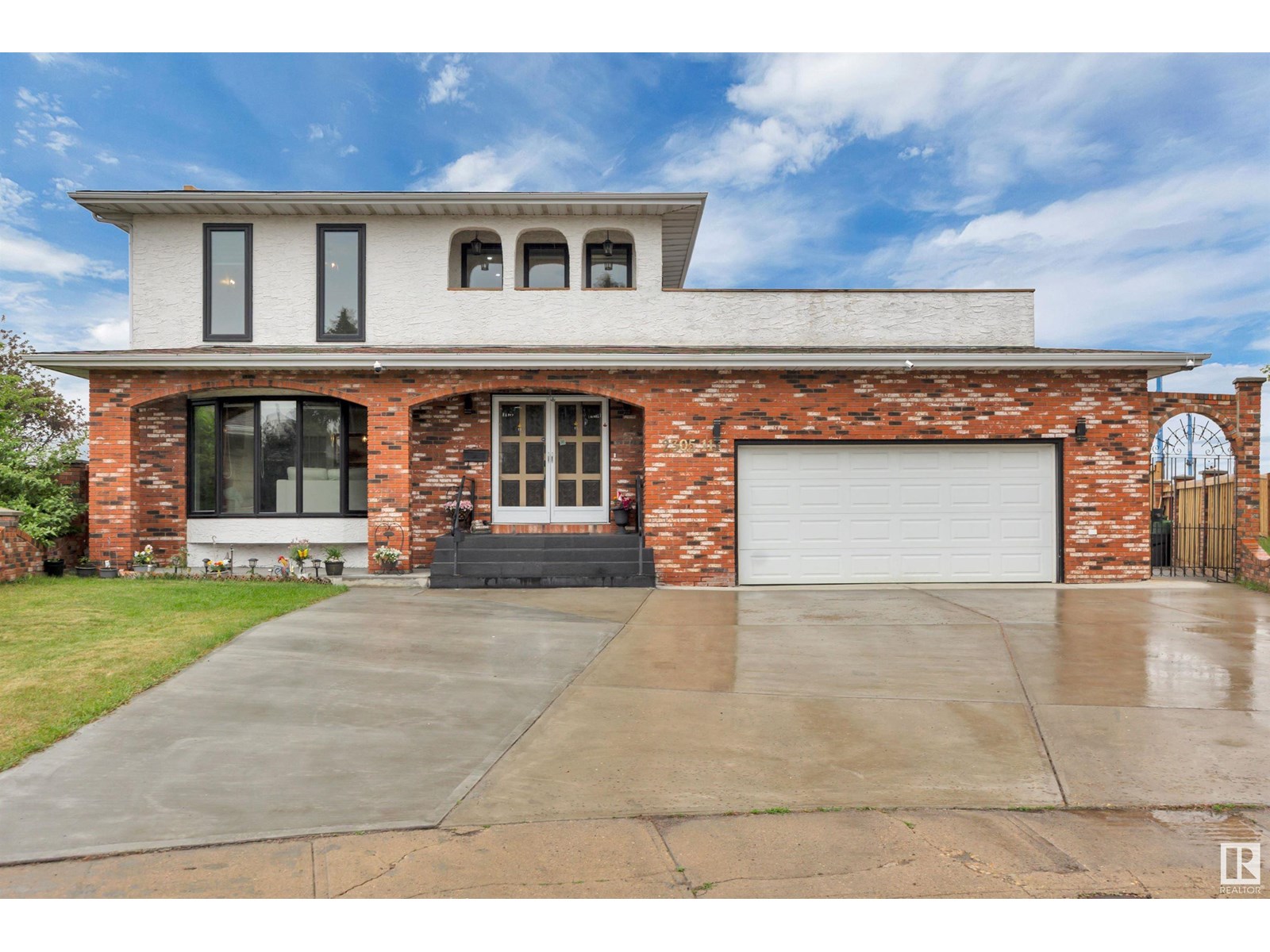 2305 111A ST NW, edmonton, Alberta