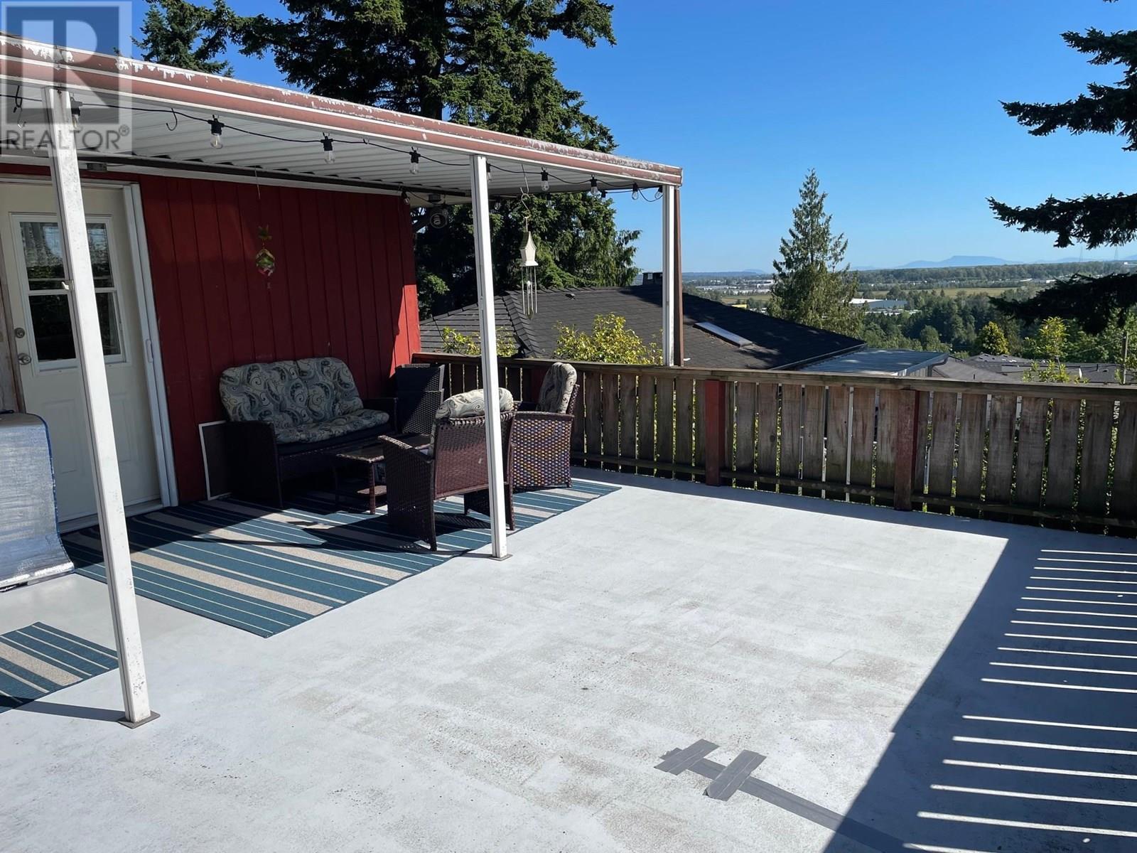 8255 Royal Oak Avenue, Burnaby, British Columbia  V5J 4L1 - Photo 32 - R3014483