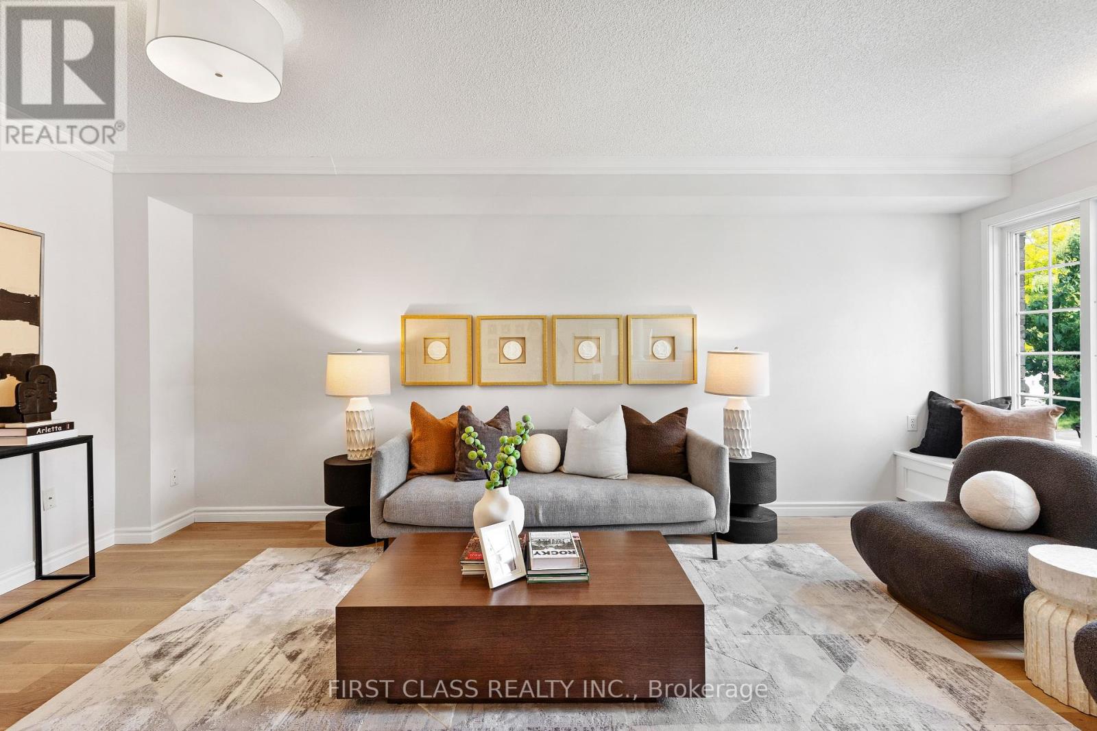 13 Kingsley Road, Markham (Village Green-South Unionville), Ontario  L3R 5X7 - Photo 5 - N12218608