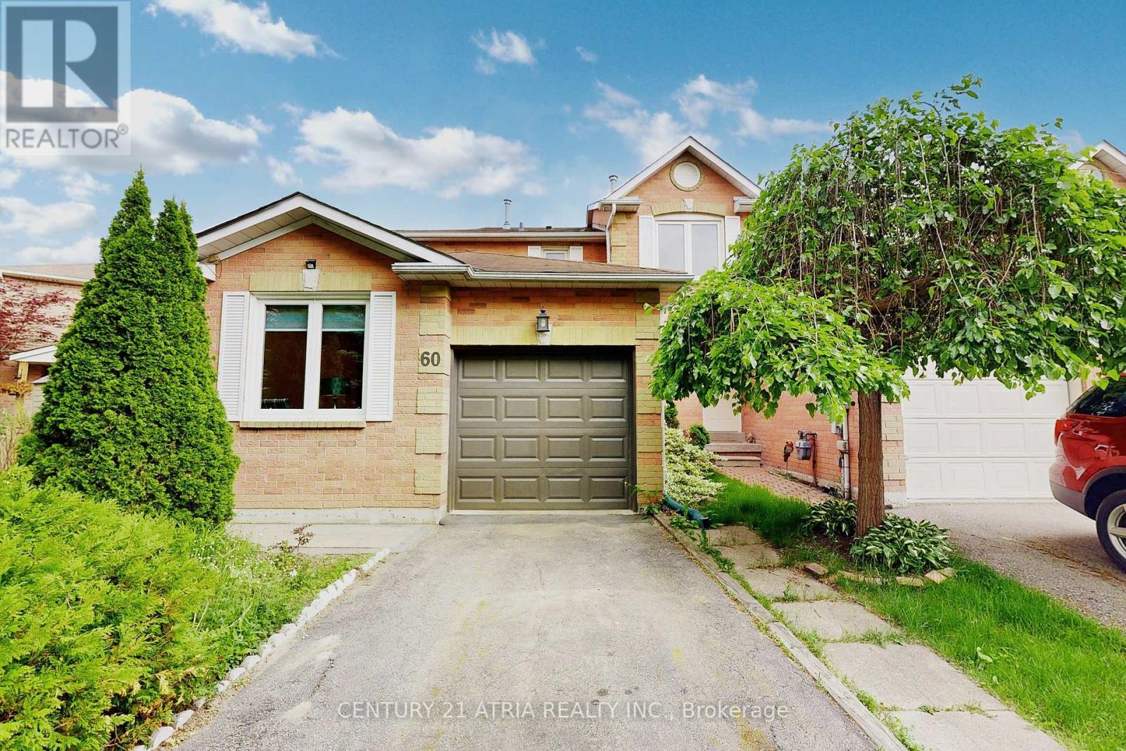 60 Steepleview Crescent, Richmond Hill (North Richvale), Ontario  L4C 9R3 - Photo 2 - N12218617