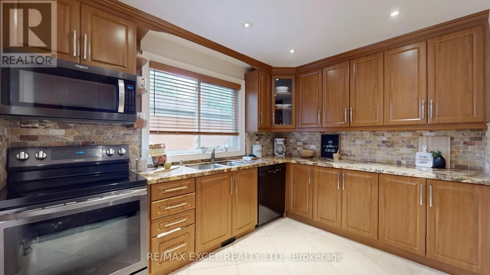 Main - 126 Libby Boulevard, Richmond Hill, Ontario  L4C 4V6 - Photo 12 - N12218743