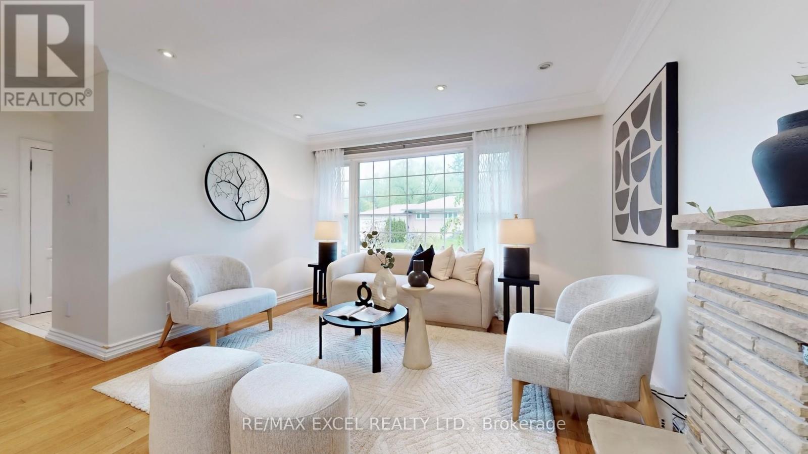Main - 126 Libby Boulevard, Richmond Hill, Ontario  L4C 4V6 - Photo 3 - N12218743