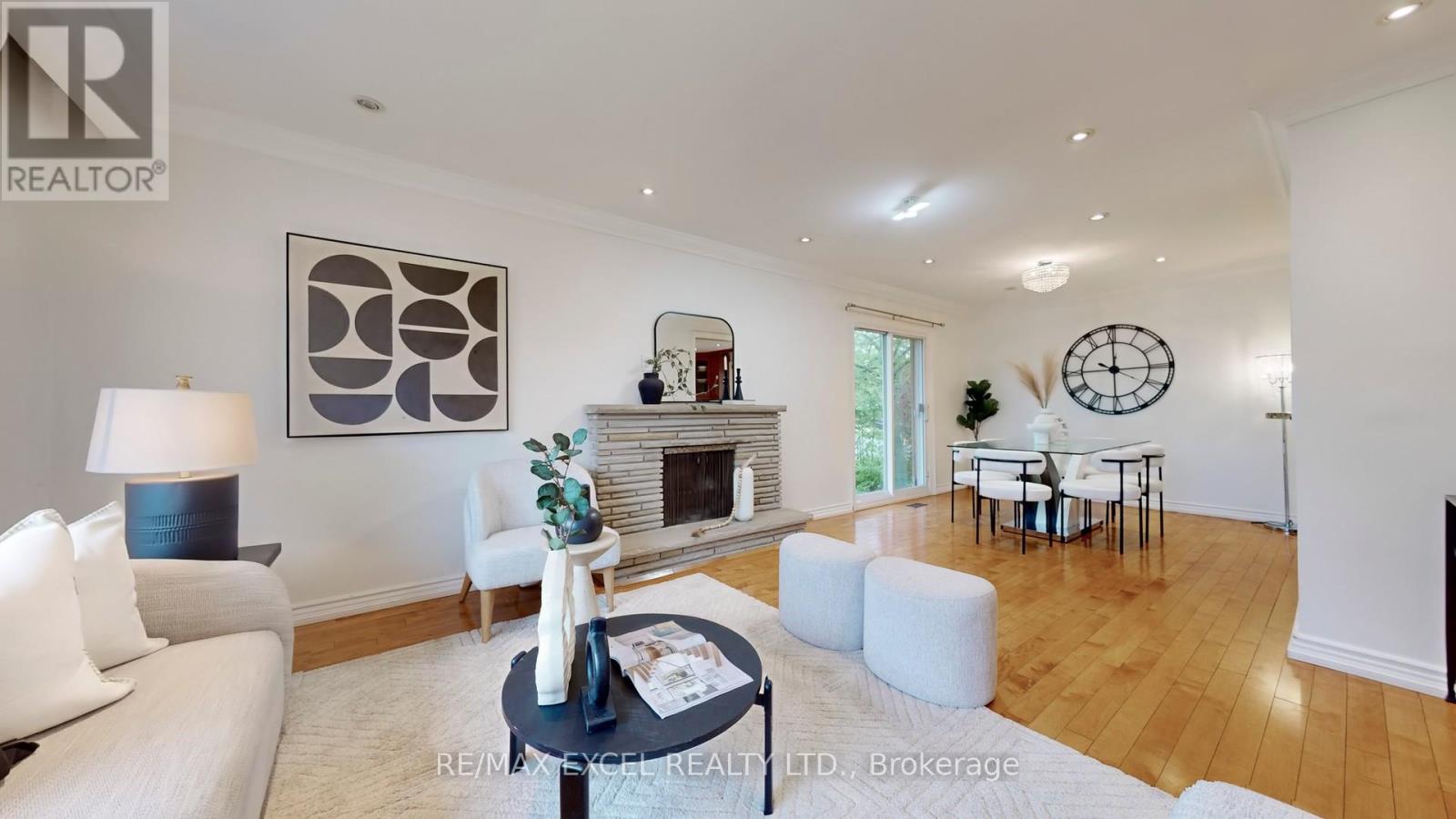 Main - 126 Libby Boulevard, Richmond Hill, Ontario  L4C 4V6 - Photo 5 - N12218743