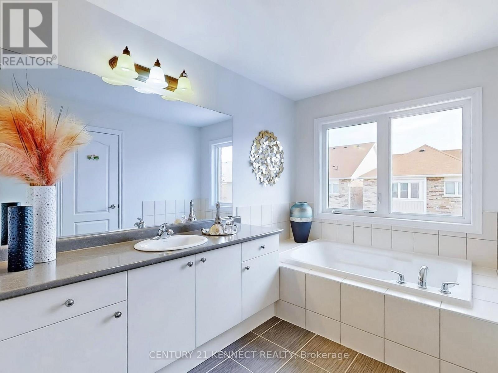 144 Memon Place, Markham (Wismer), Ontario  L6E 0R9 - Photo 15 - N12219025