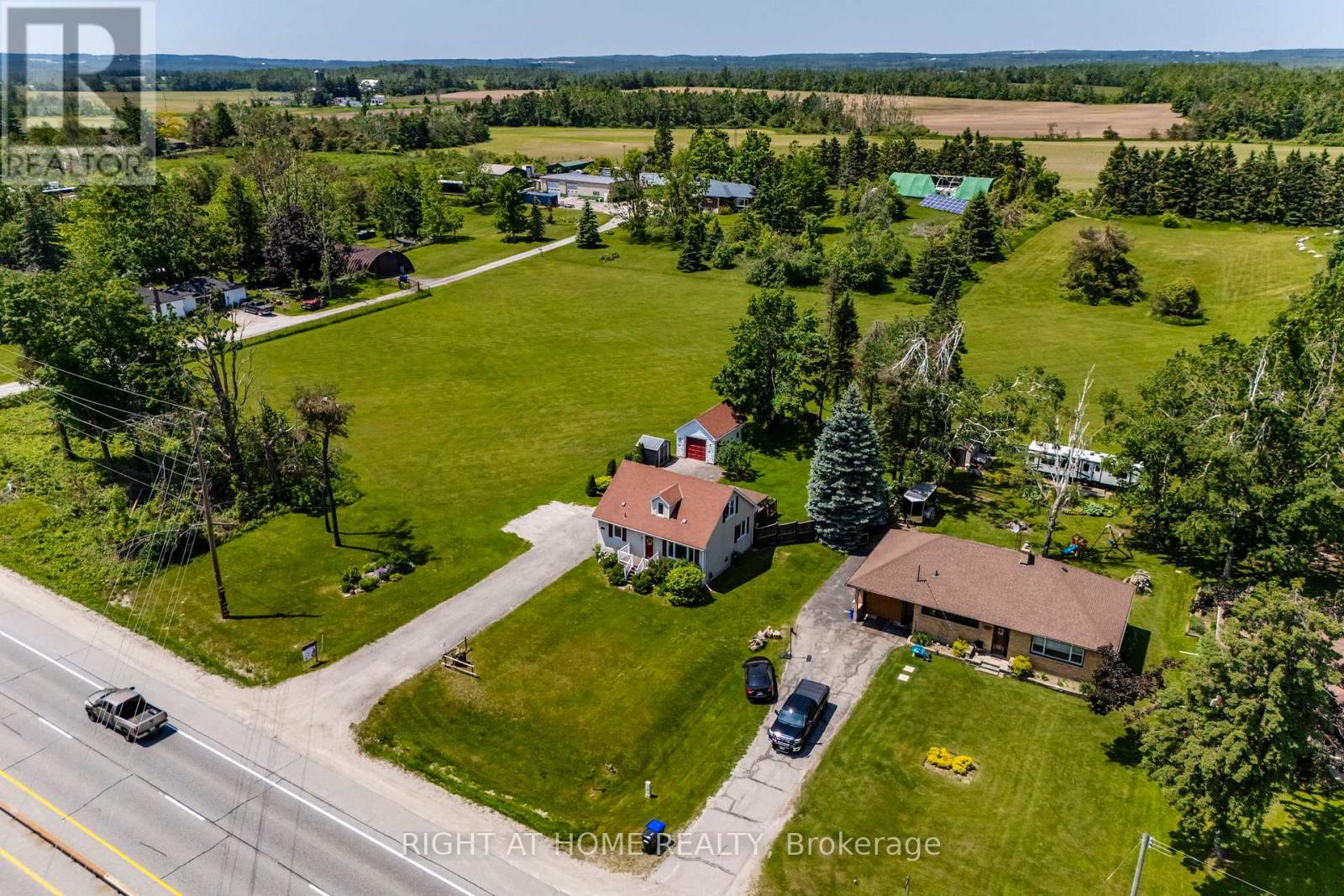 2290 Highway 11 South Highway, Oro-Medonte (Guthrie), Ontario  L0L 2L0 - Photo 8 - S12218712