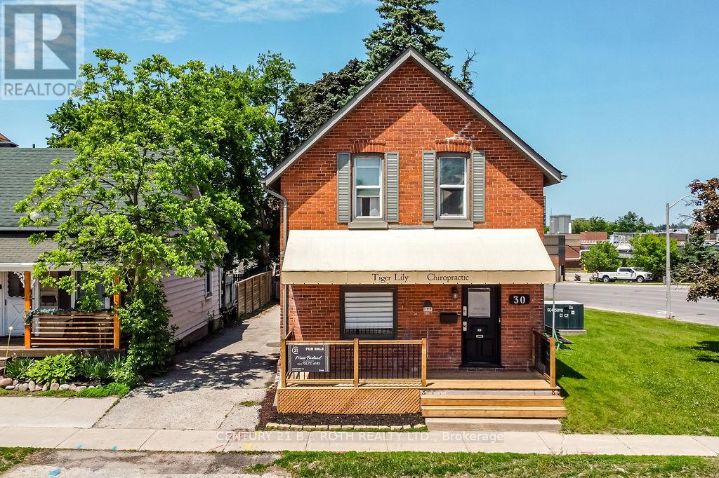 30 TIFFIN STREET, Barrie, Ontario