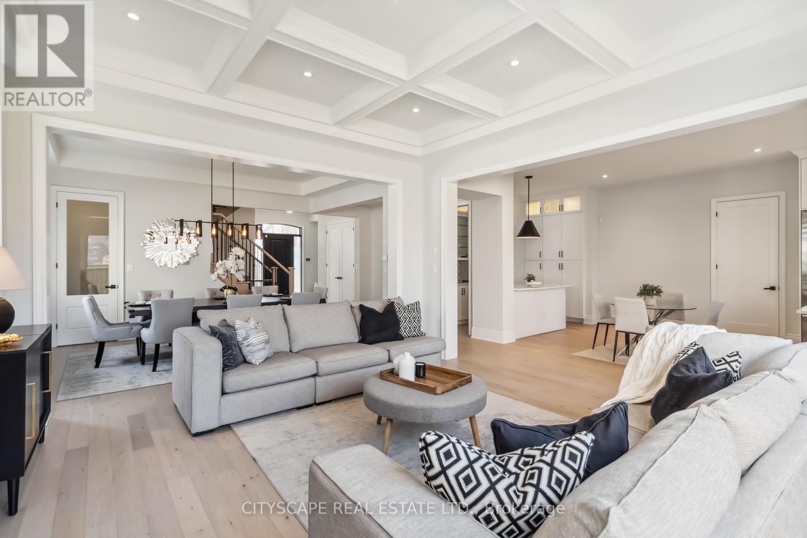 1268 Meadowside Path, Oakville, Ontario  L6M 5M9 - Photo 11 - W12218612