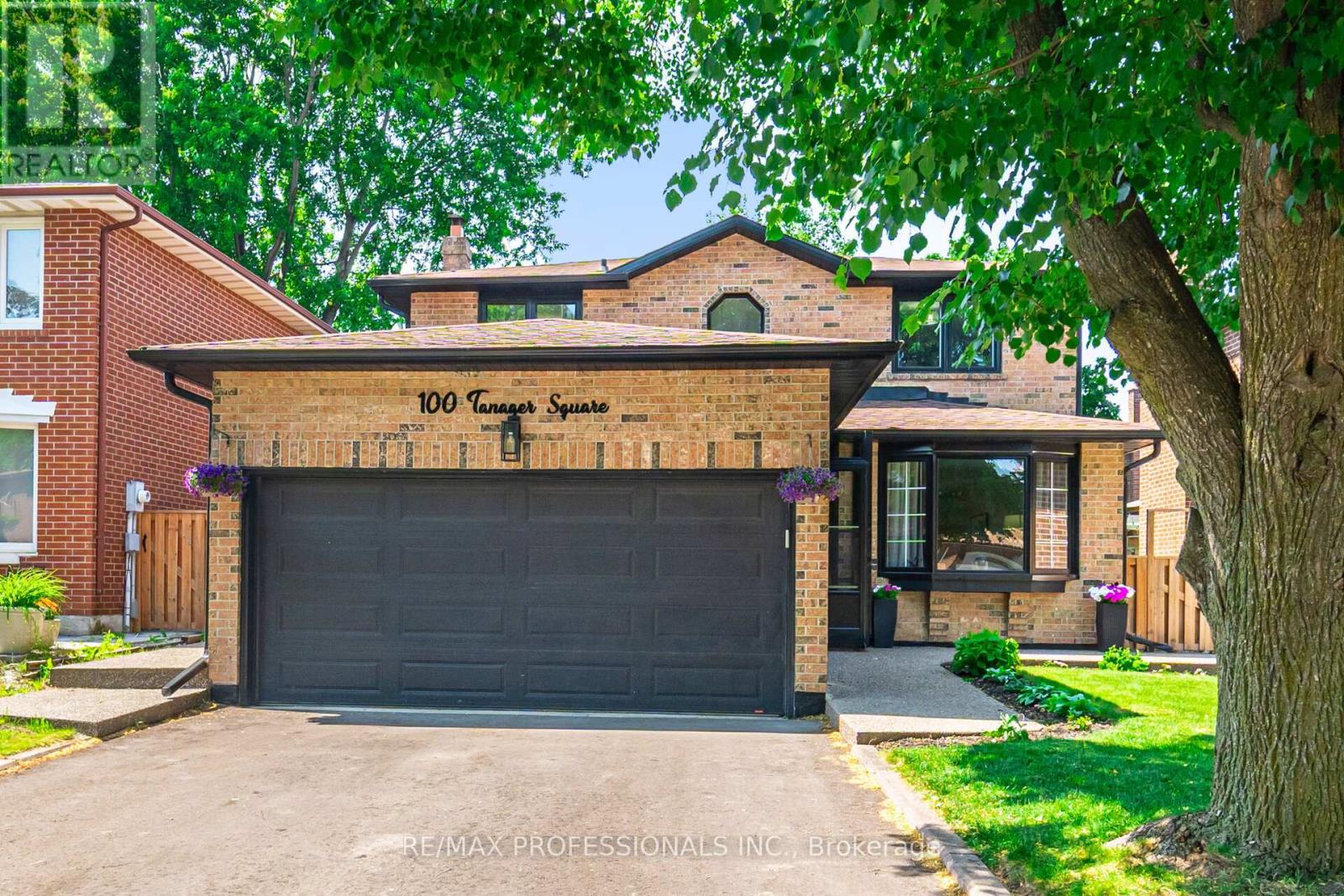 100 TANAGER SQUARE, Brampton, Ontario