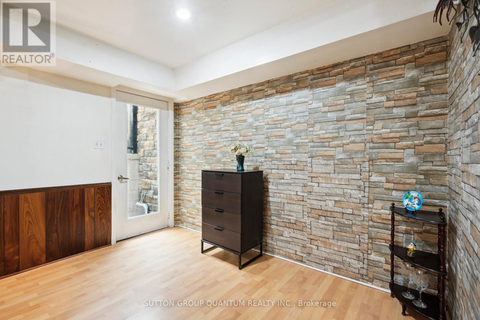 935 Daryl Drive, Burlington (Bayview), Ontario  L7T 4C1 - Photo 24 - W12218662