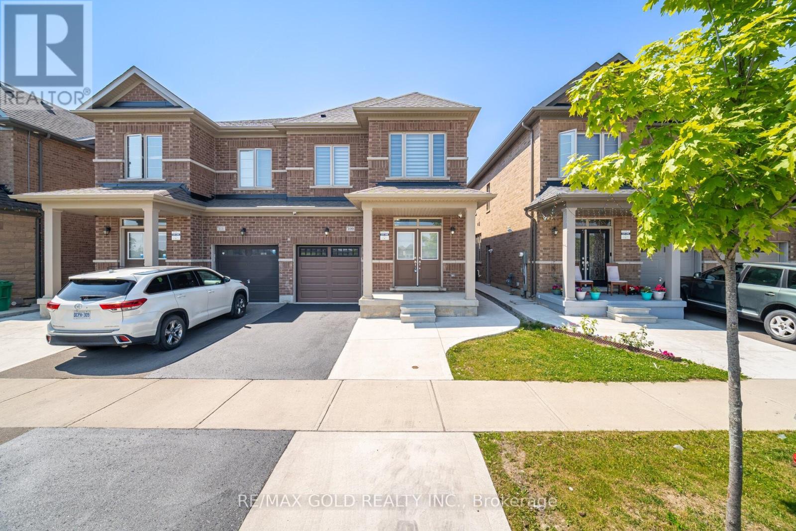 109 COBRIZA CRESCENT, Brampton, Ontario