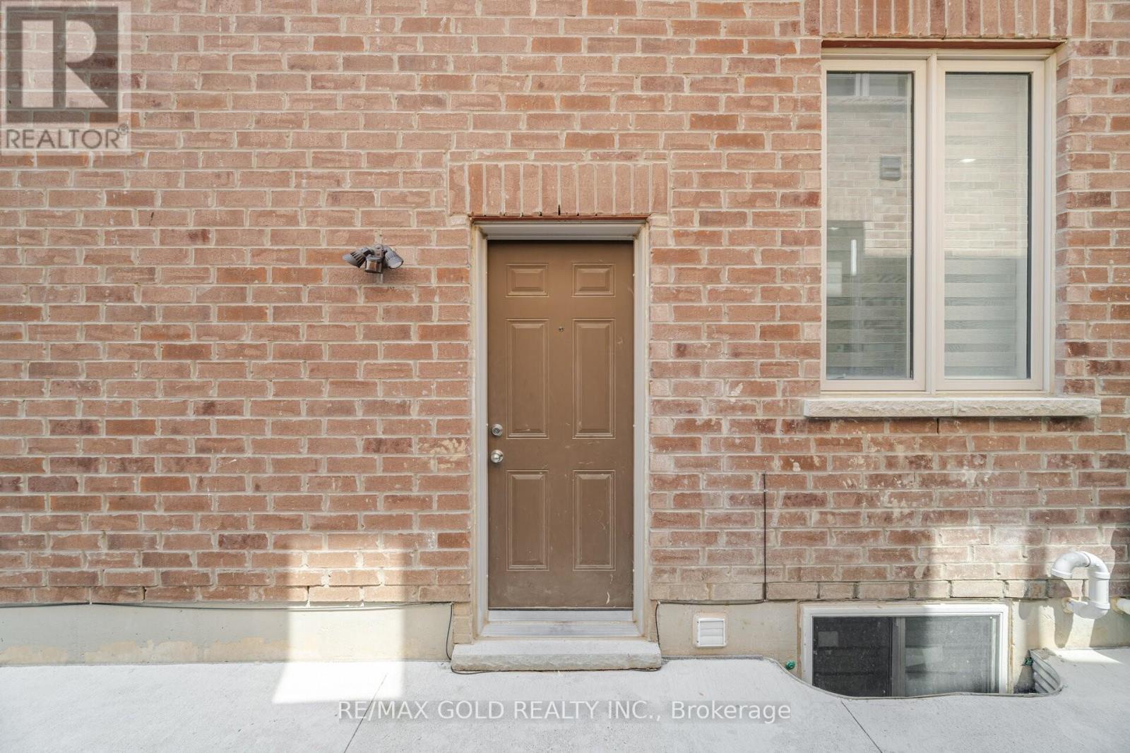 109 Cobriza Crescent, Brampton (Northwest Brampton), Ontario  L7A 5A6 - Photo 17 - W12218772