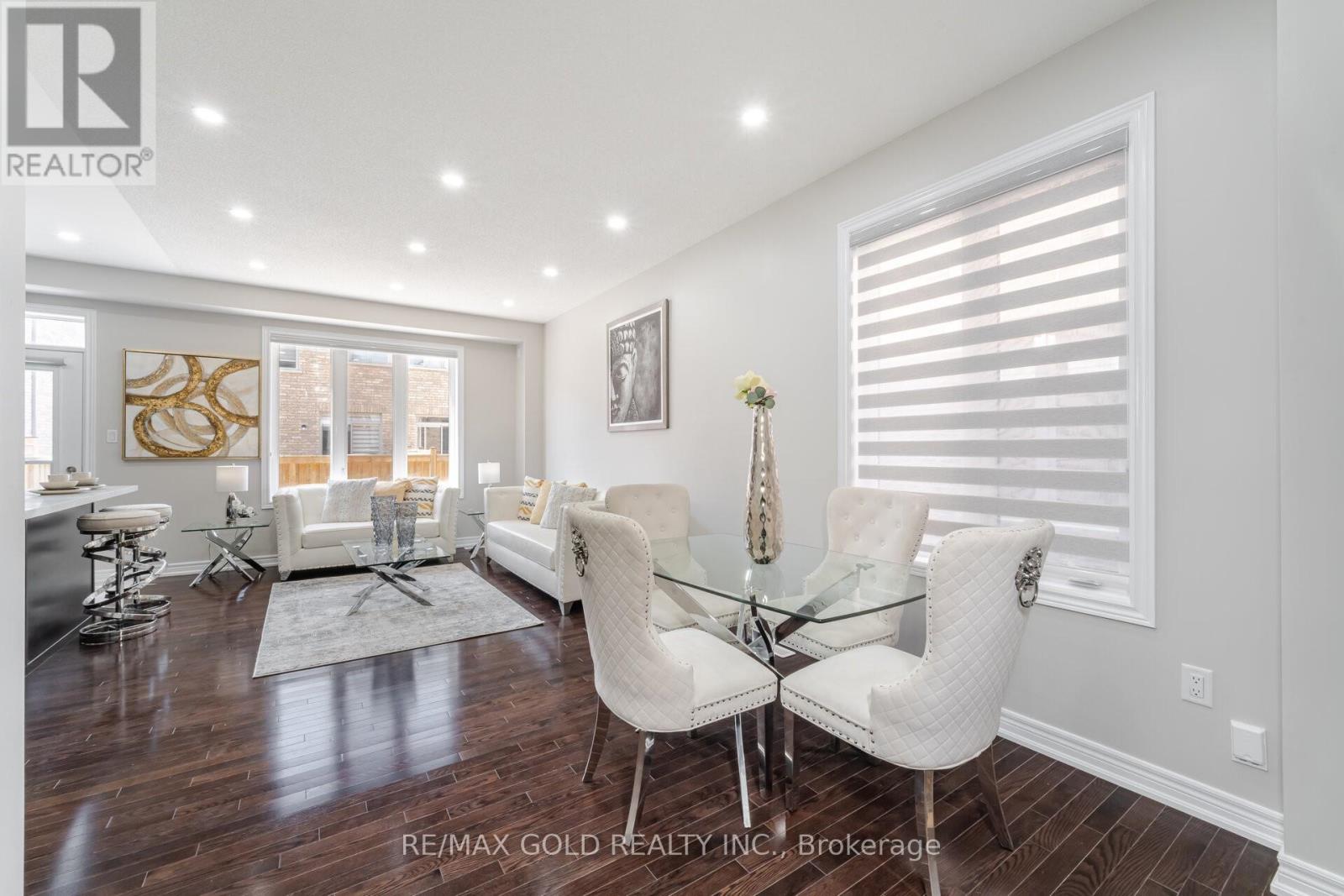 109 Cobriza Crescent, Brampton (Northwest Brampton), Ontario  L7A 5A6 - Photo 5 - W12218772