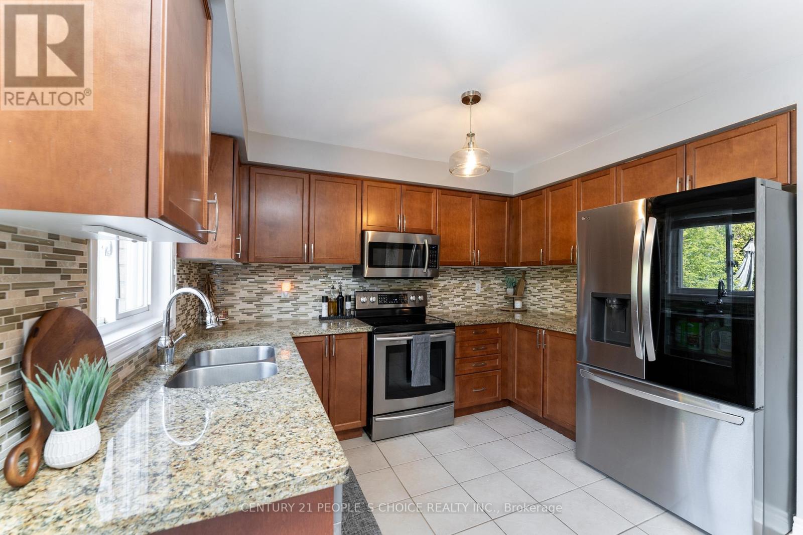 78 Buick Boulevard, Brampton, Ontario  L7A 3X7 - Photo 13 - W12218932