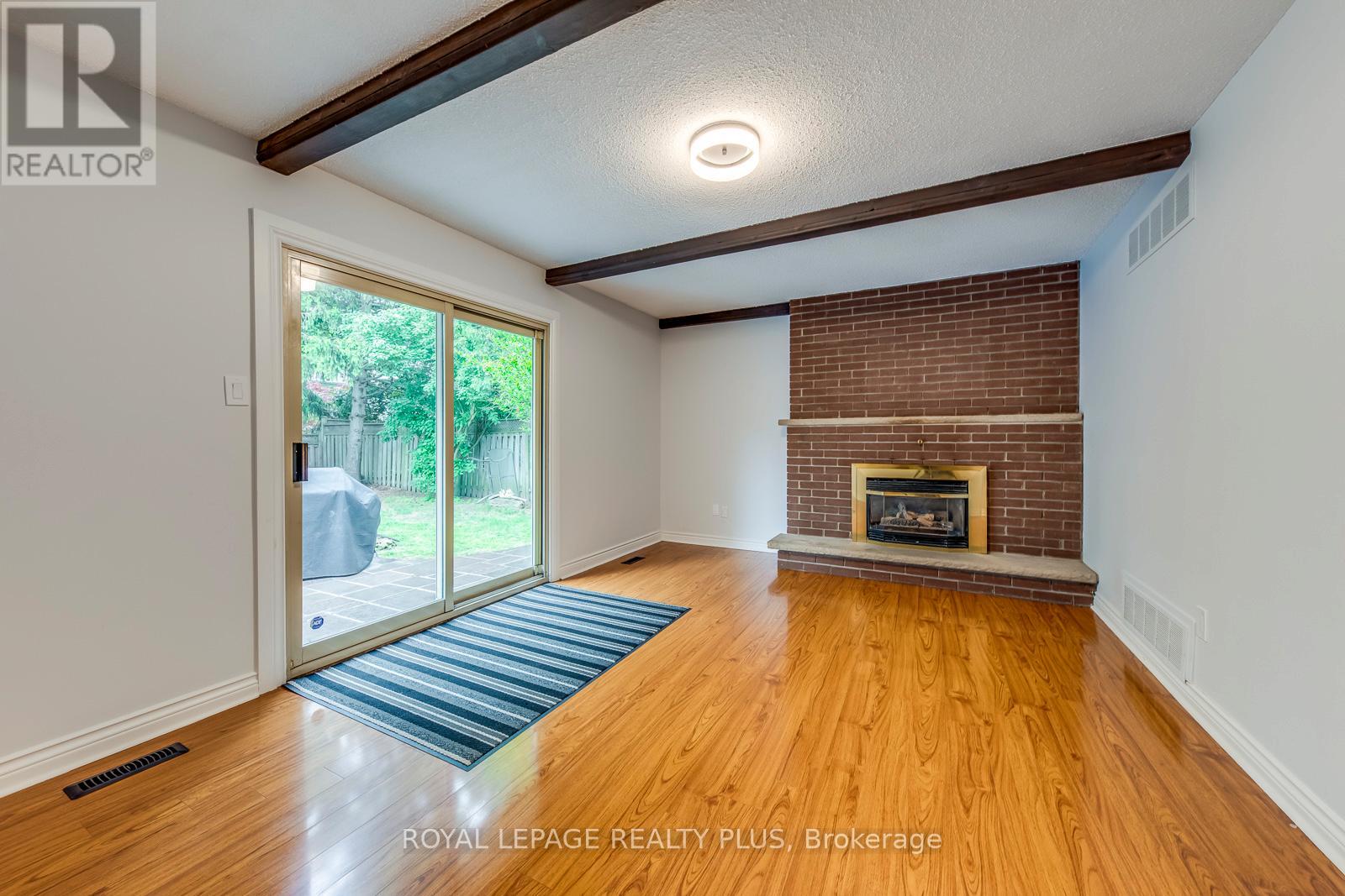 1628 Woodeden Drive, Mississauga, Ontario  L5H 3S5 - Photo 15 - W12218939