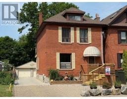 450 QUEBEC AVENUE, Toronto, Ontario