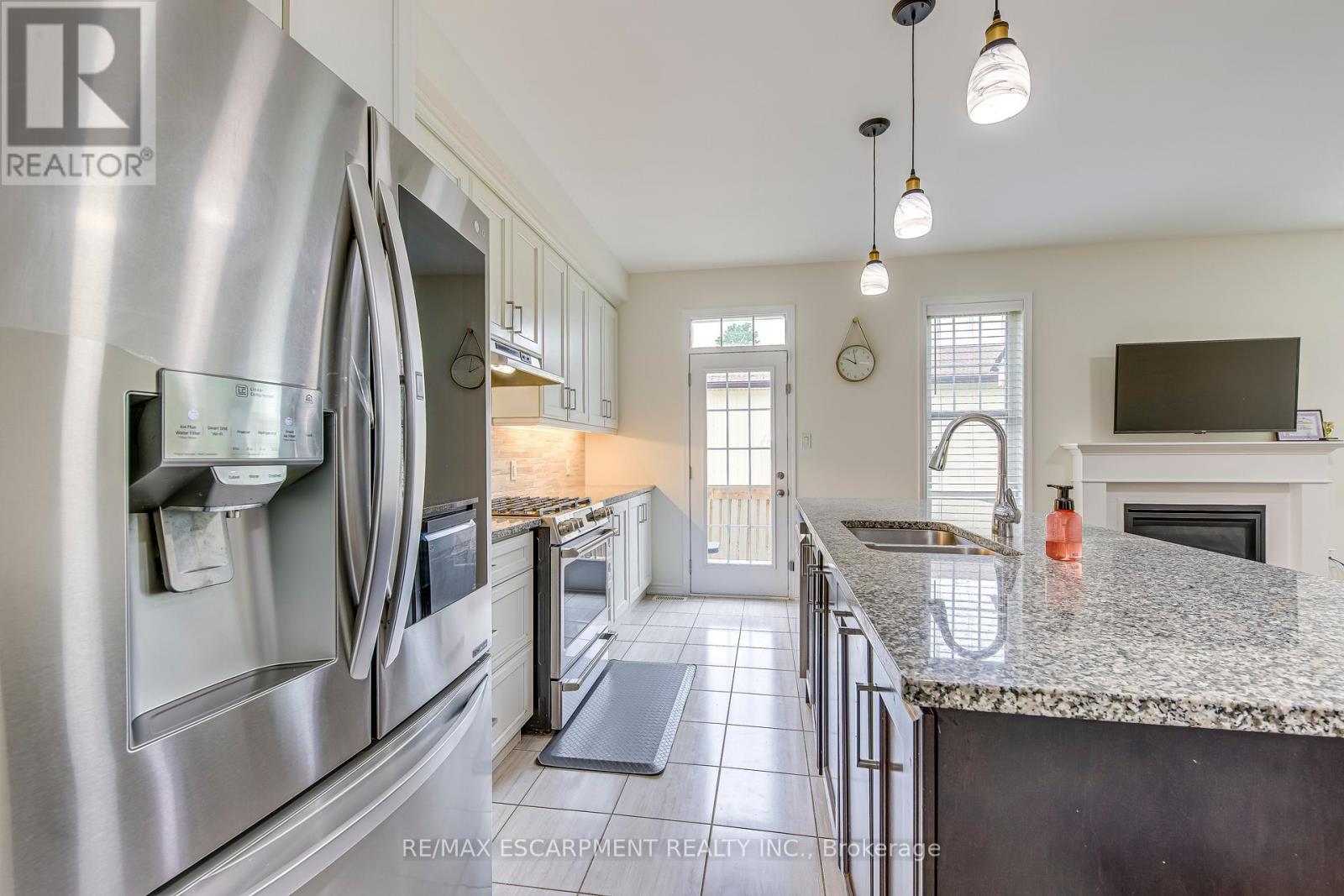 3475 Eternity Way, Oakville (Go Glenorchy), Ontario  L6H 7B5 - Photo 12 - W12218951