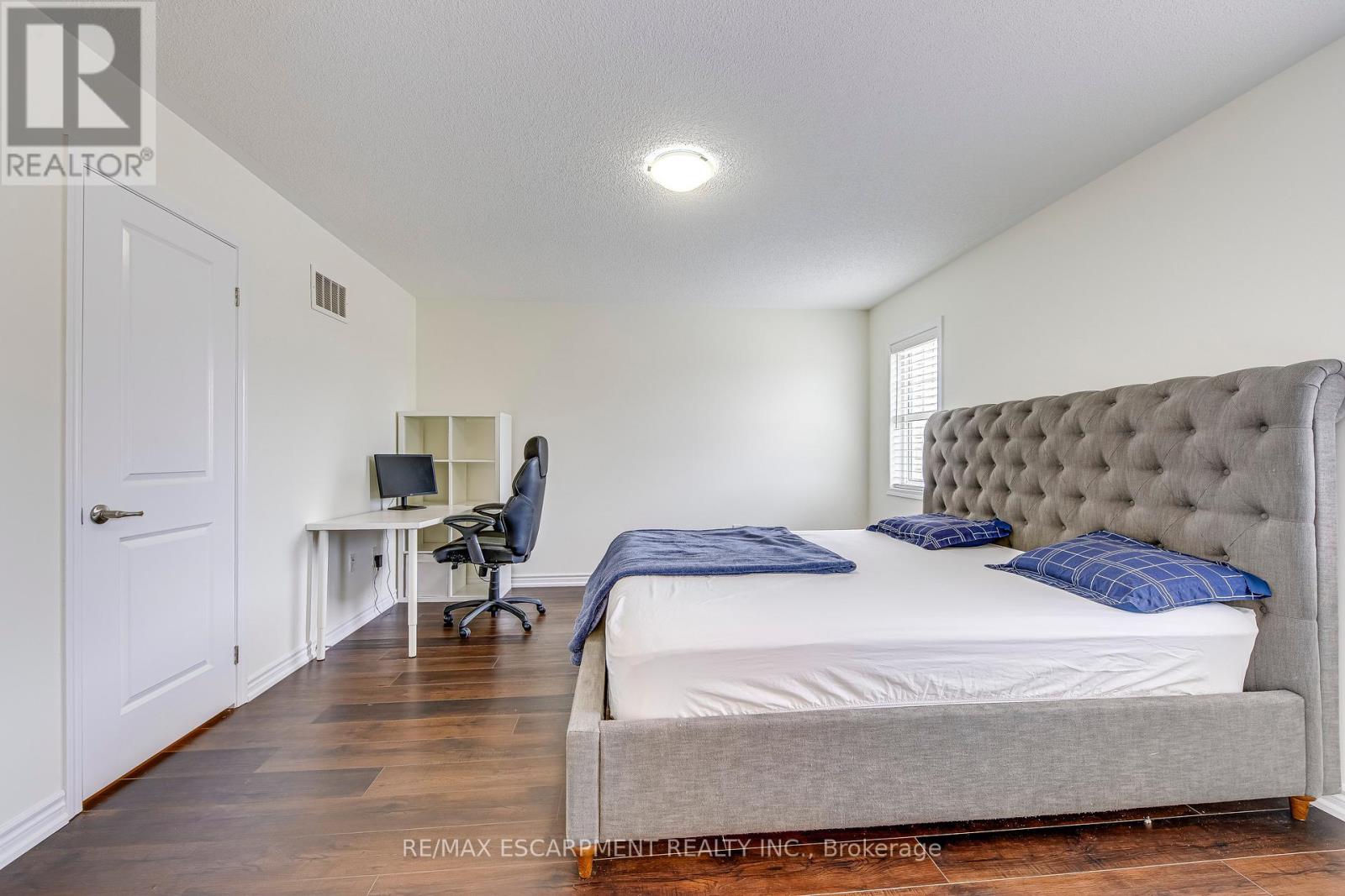 3475 Eternity Way, Oakville (Go Glenorchy), Ontario  L6H 7B5 - Photo 19 - W12218951