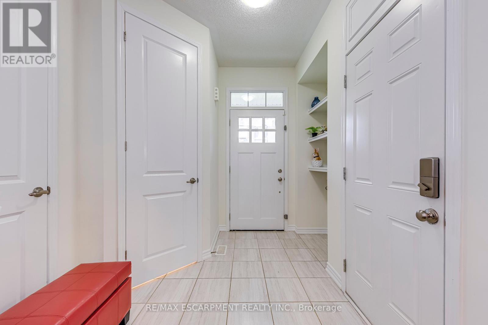 3475 Eternity Way, Oakville (Go Glenorchy), Ontario  L6H 7B5 - Photo 4 - W12218951