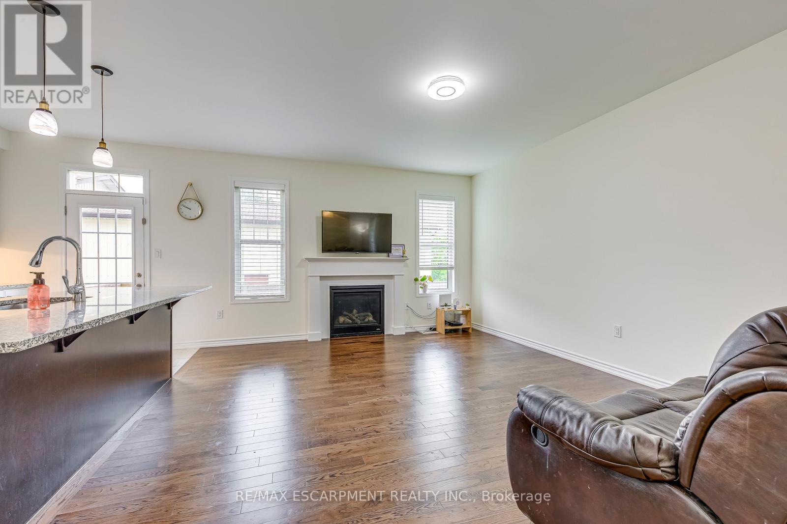 3475 Eternity Way, Oakville (Go Glenorchy), Ontario  L6H 7B5 - Photo 7 - W12218951