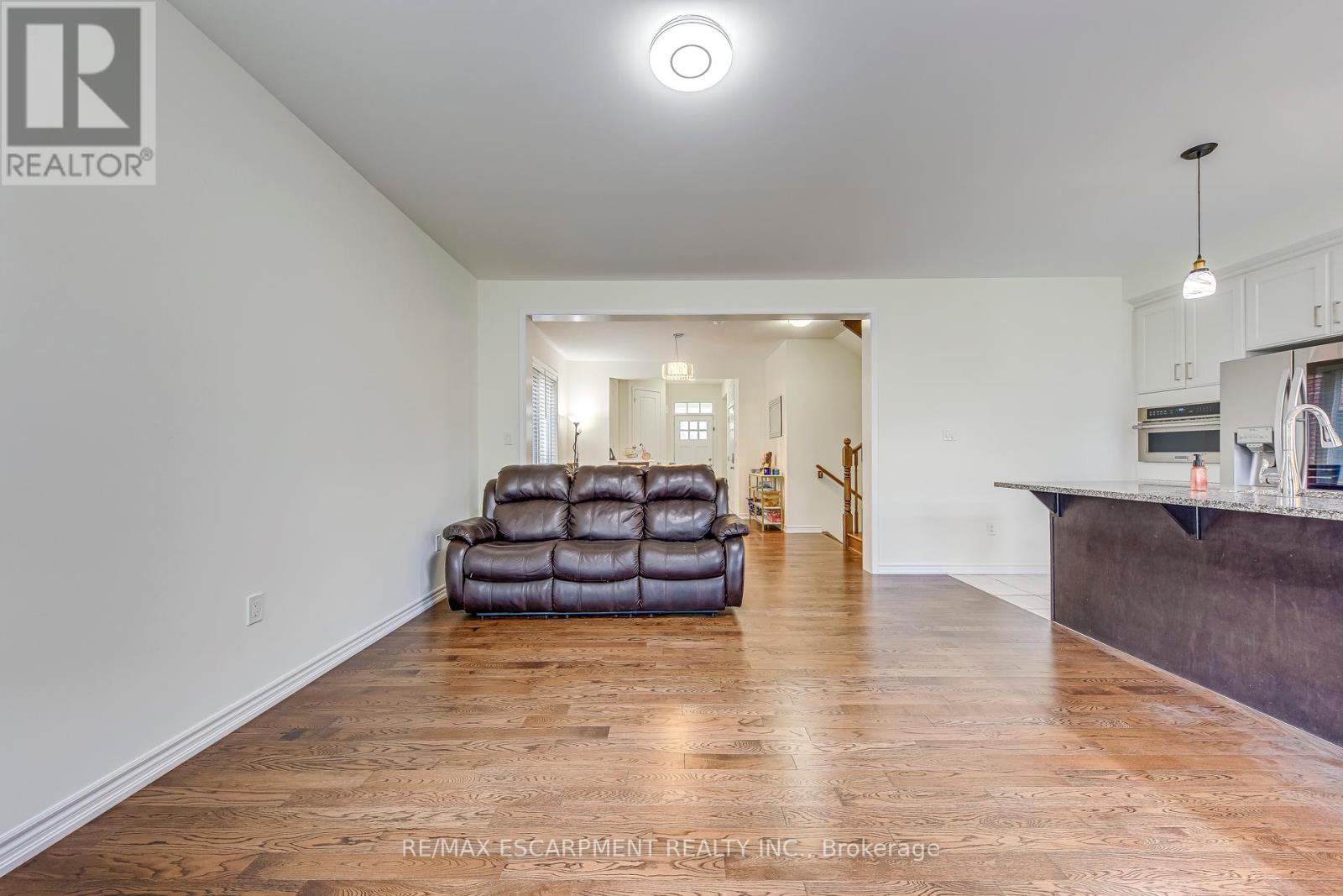 3475 Eternity Way, Oakville (Go Glenorchy), Ontario  L6H 7B5 - Photo 9 - W12218951