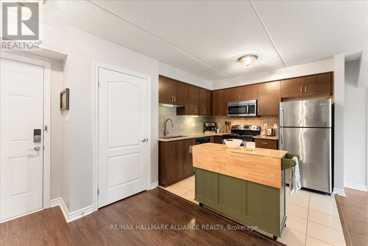 108 - 1380 Costigan Road, Milton, Ontario  L9T 8L2 - Photo 10 - W12218971