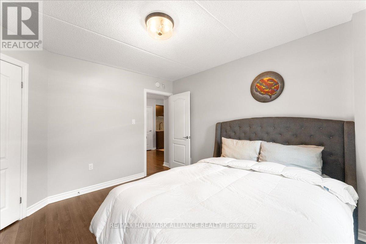 108 - 1380 Costigan Road, Milton, Ontario  L9T 8L2 - Photo 17 - W12218971