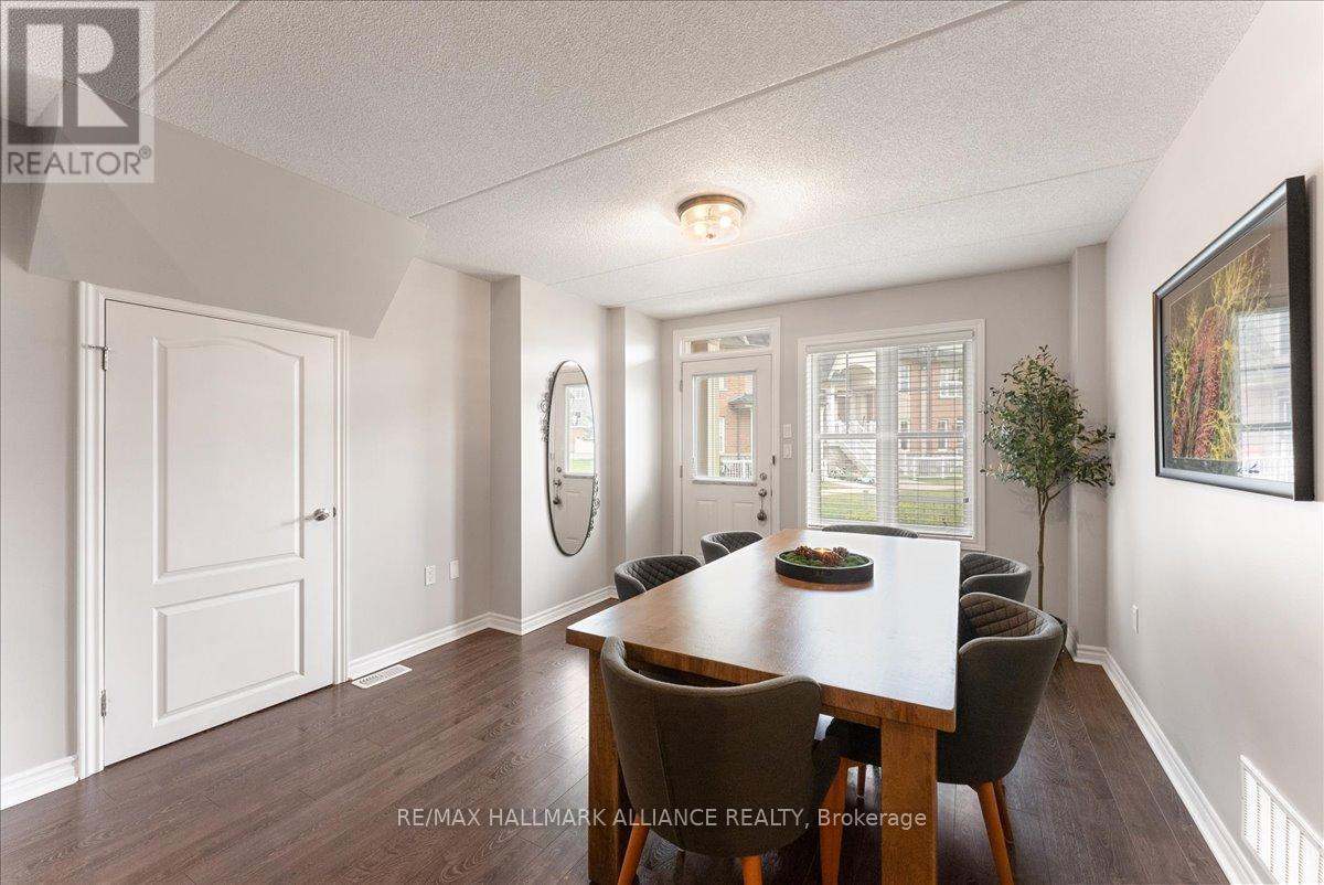 108 - 1380 Costigan Road, Milton, Ontario  L9T 8L2 - Photo 5 - W12218971
