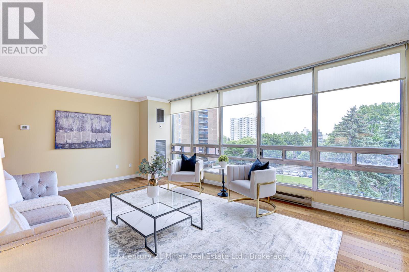 501 - 2180 Marine Drive, Oakville, Ontario  L6L 5V2 - Photo 5 - W12215430
