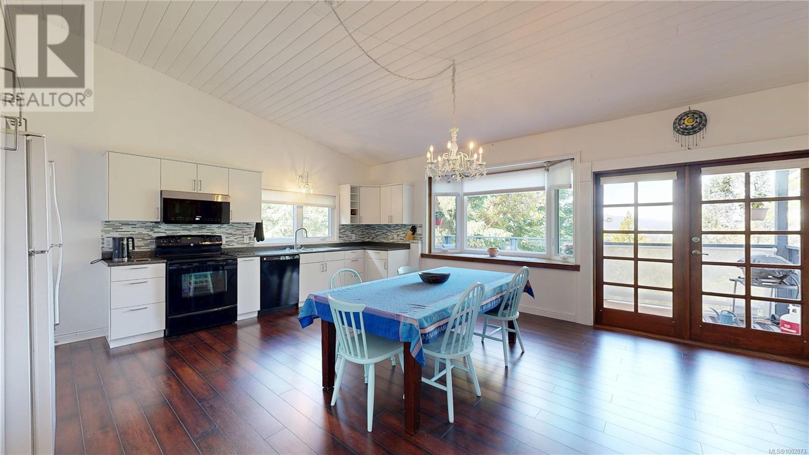 1105 Pat Burns Ave, Gabriola Island, British Columbia  V0R 1X2 - Photo 8 - 1002073