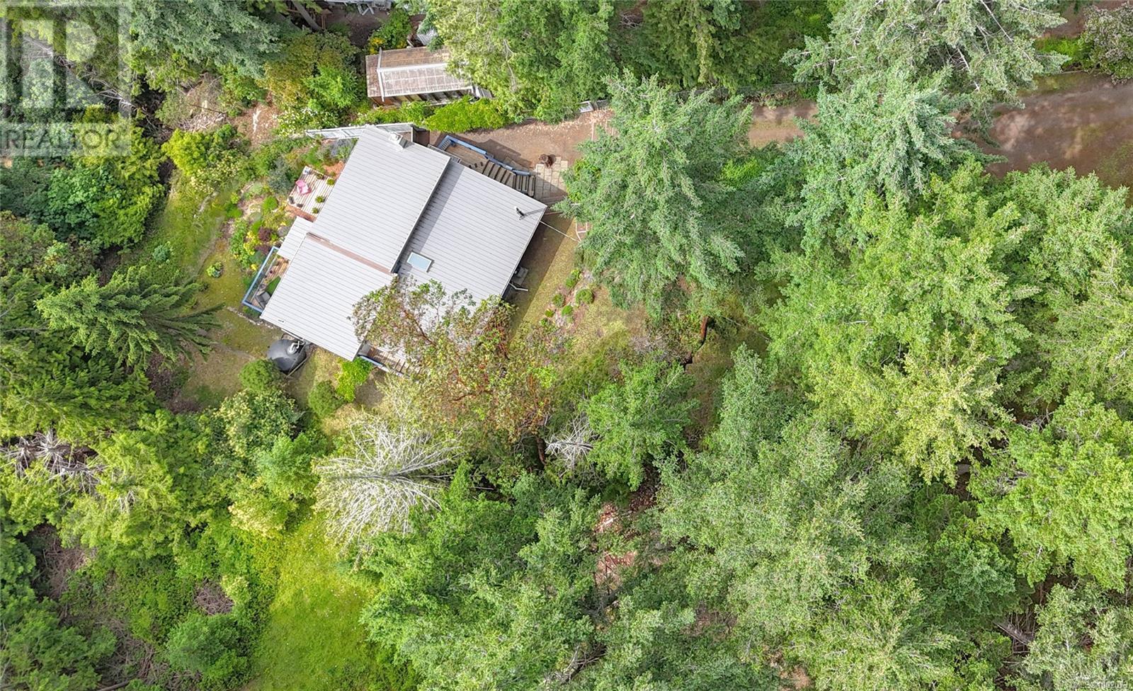 1105 Pat Burns Ave, Gabriola Island, British Columbia  V0R 1X2 - Photo 46 - 1002073