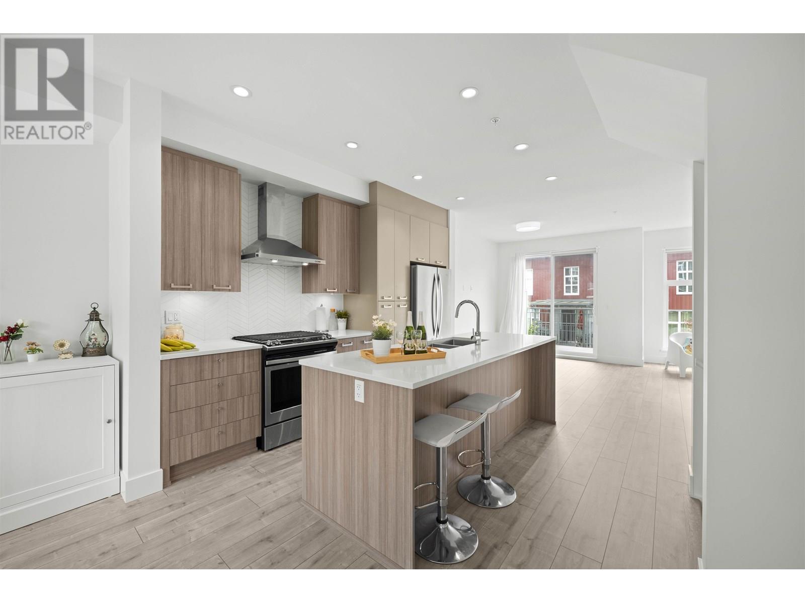 9 24076 112 AVENUE, Maple Ridge, British Columbia
