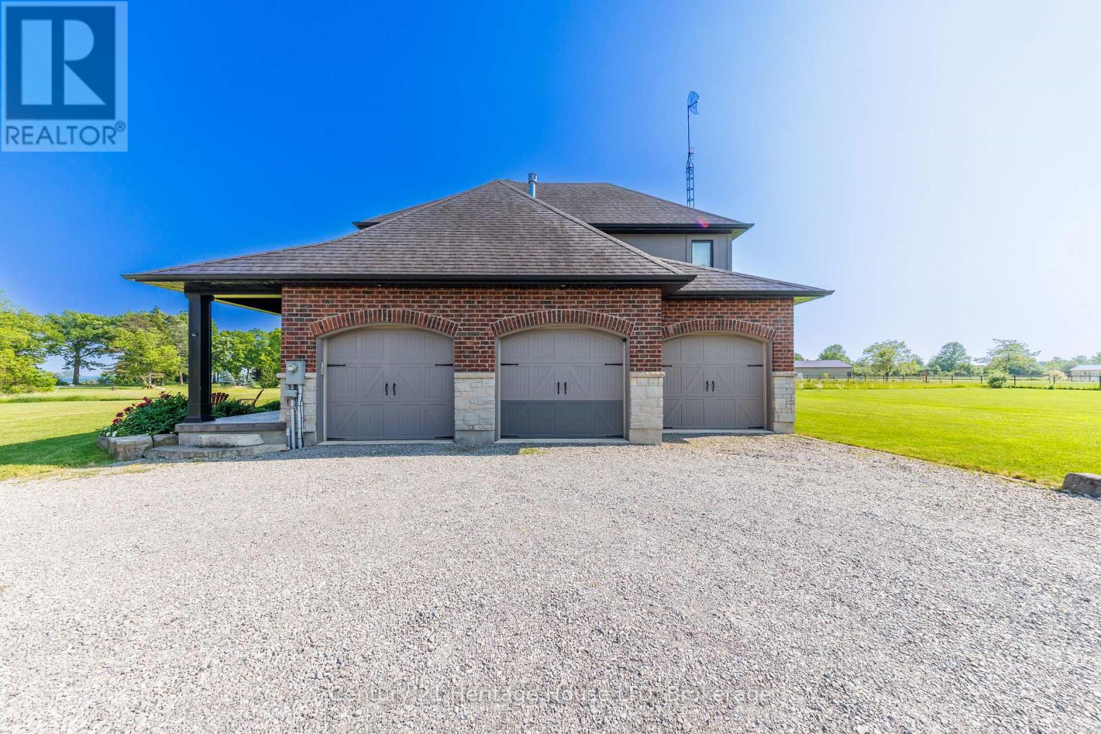 12679 Niagara Parkway, Niagara Falls, Ontario  L2E 6S6 - Photo 46 - X12219049