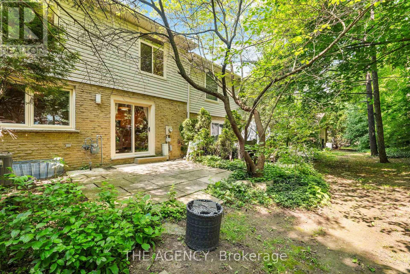 27 Wilsonview Avenue, Guelph, Ontario  N1G 2W5 - Photo 36 - X12217710