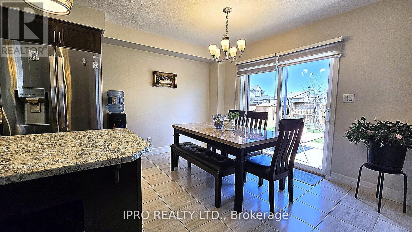194 Bradshaw Drive, Stratford, Ontario  N5A 0G5 - Photo 24 - X12218603