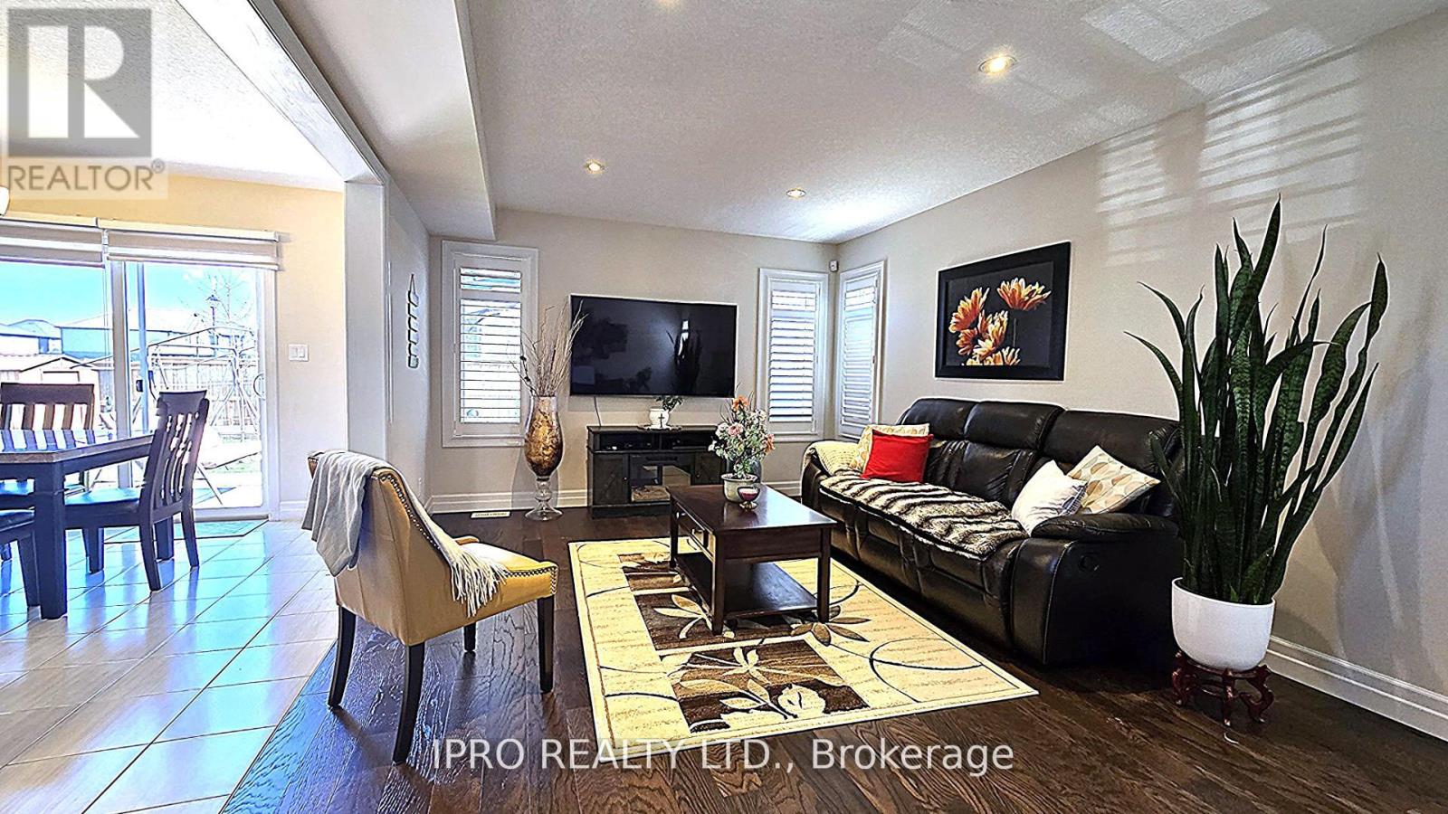 194 Bradshaw Drive, Stratford, Ontario  N5A 0G5 - Photo 8 - X12218603