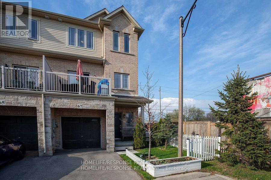 67 CROSSINGS WAY, Hamilton, Ontario