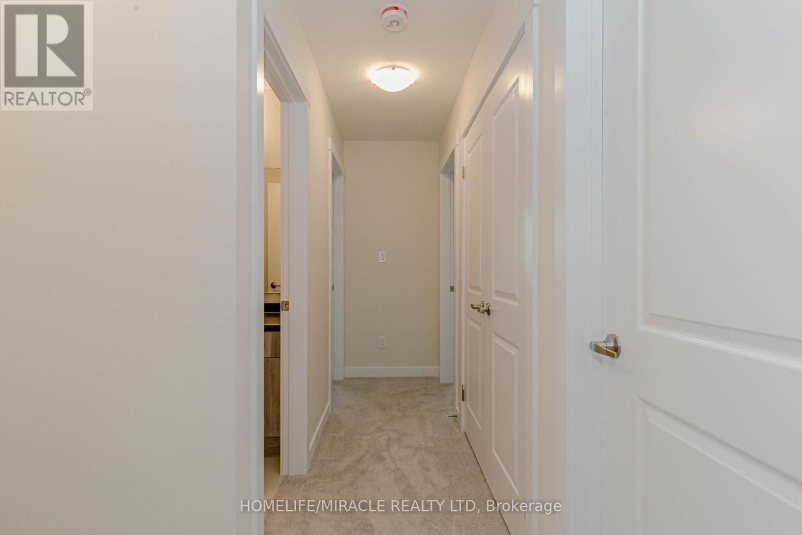 40 Moon Crescent, Cambridge, Ontario  N1S 0C4 - Photo 37 - X12218875