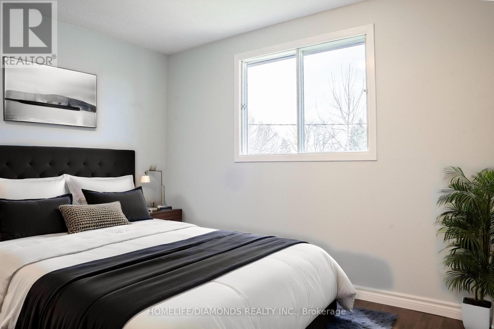 126 Northgate Drive, Welland (N. Welland), Ontario  L3C 5Y5 - Photo 11 - X12218985