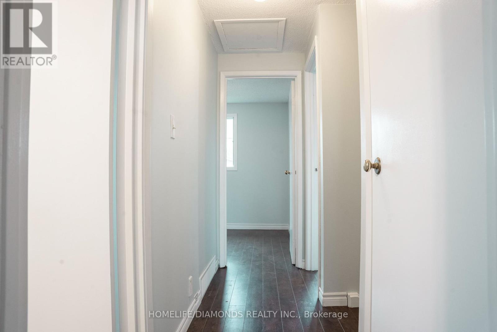 126 Northgate Drive, Welland (N. Welland), Ontario  L3C 5Y5 - Photo 8 - X12218985