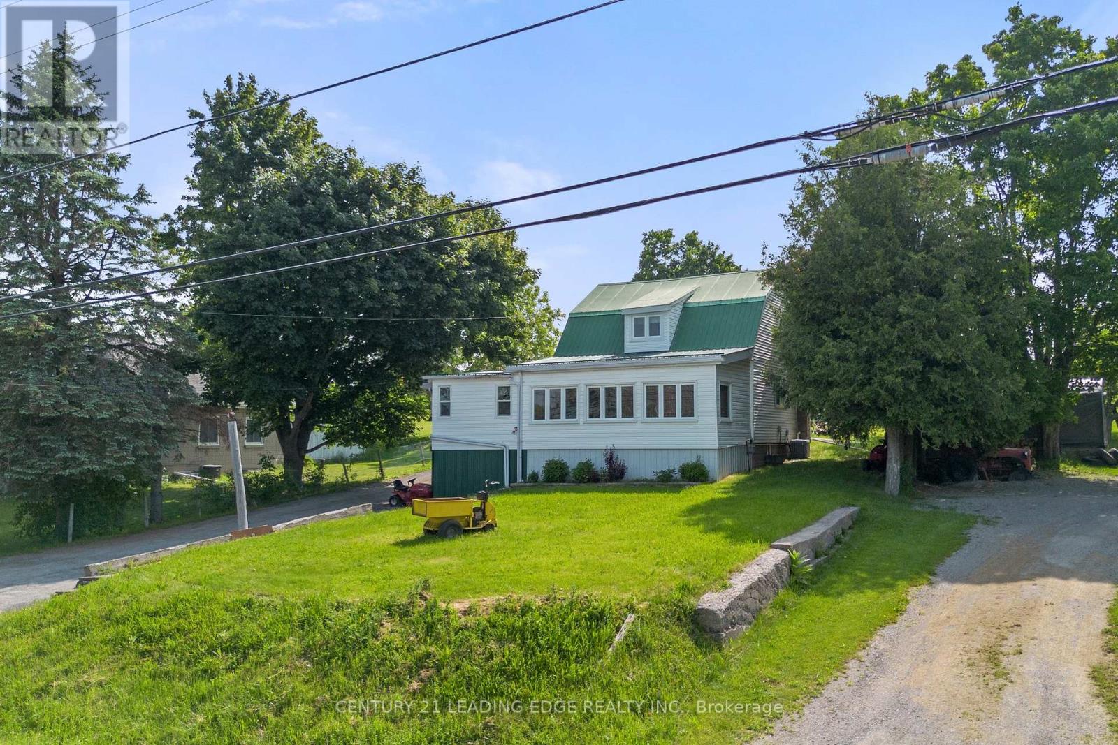 3094 Lakefield Road, Smith-Ennismore-Lakefield, Ontario  K9J 6X5 - Photo 3 - X12219029
