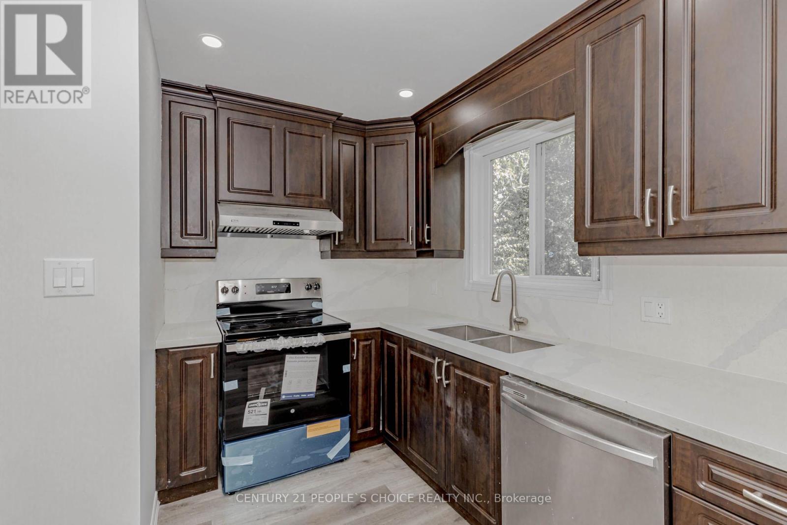 81 Bechtel Drive, Kitchener, Ontario  N2P 1S7 - Photo 12 - X12219051
