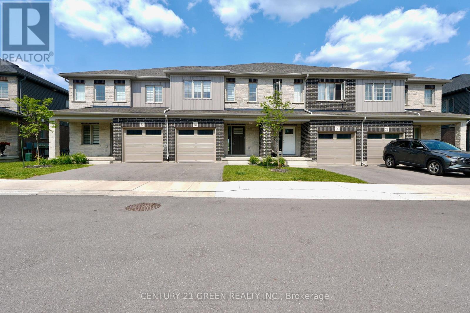 18 WEST MILL STREET, north dumfries, Ontario