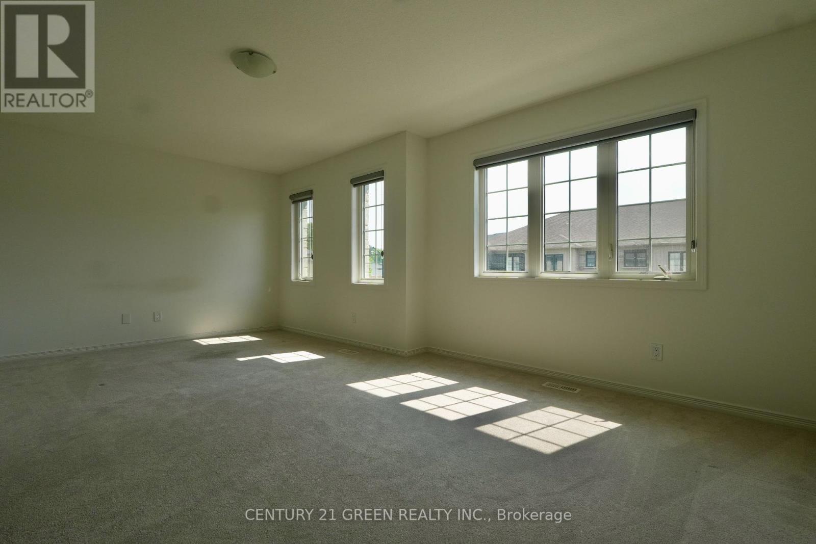 18 West Mill Street, North Dumfries, Ontario  N0B 1E0 - Photo 26 - X12219077