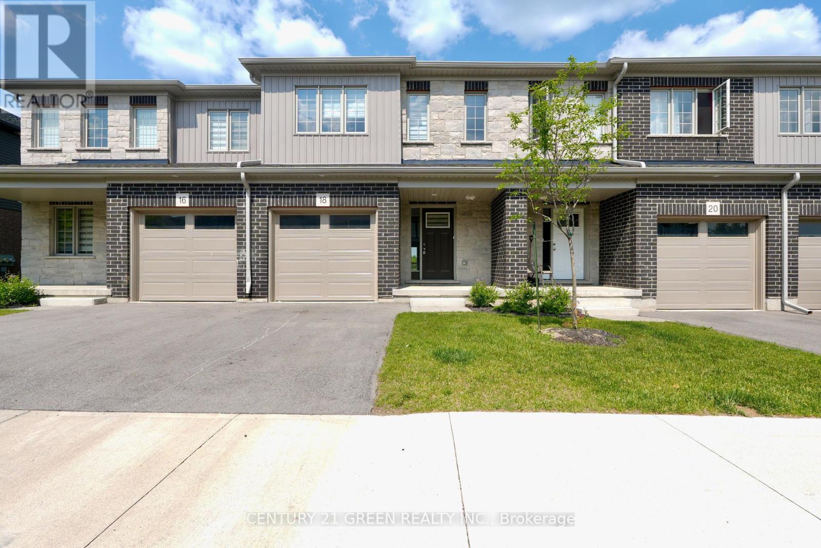 18 West Mill Street, North Dumfries, Ontario  N0B 1E0 - Photo 3 - X12219077