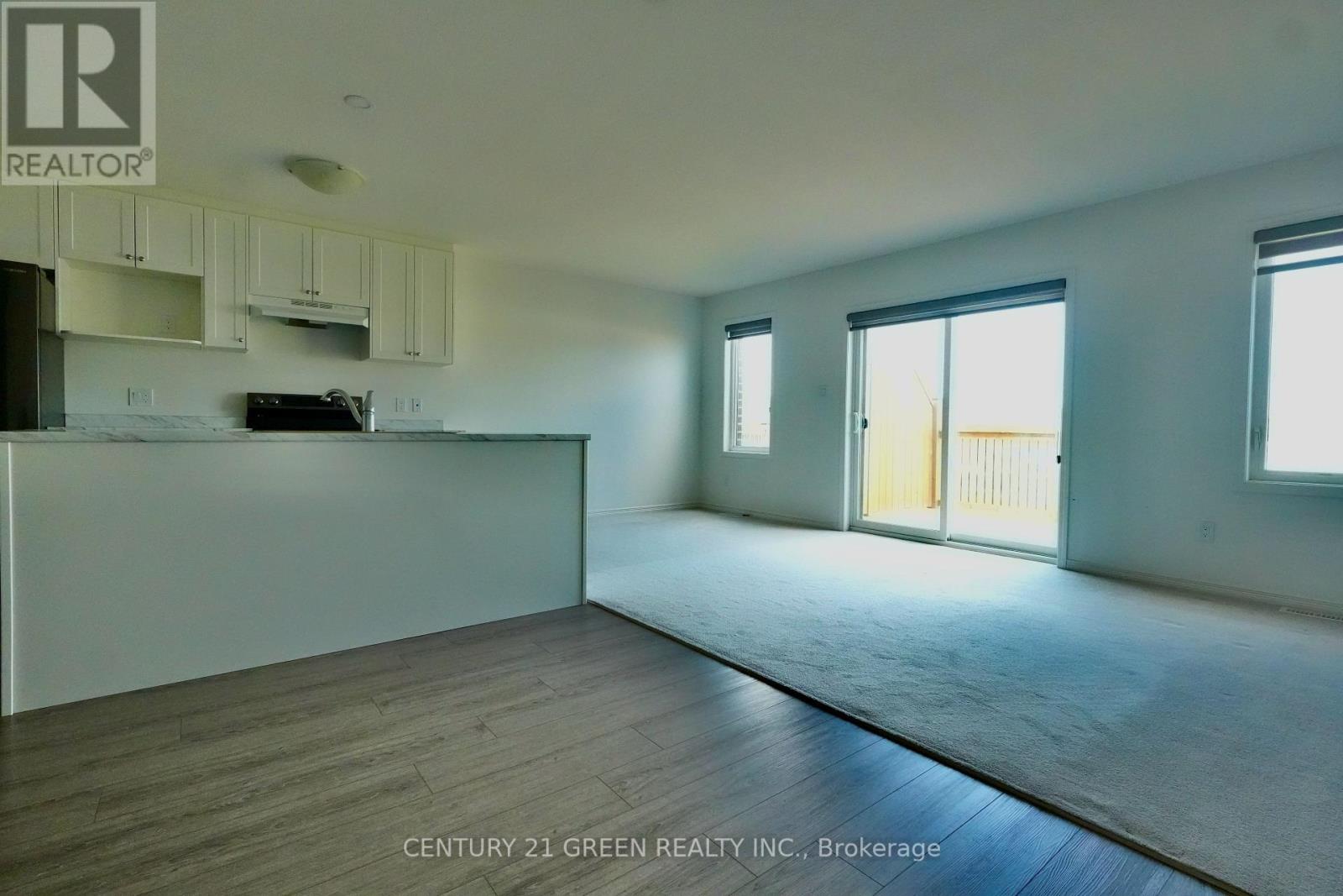 18 West Mill Street, North Dumfries, Ontario  N0B 1E0 - Photo 9 - X12219077