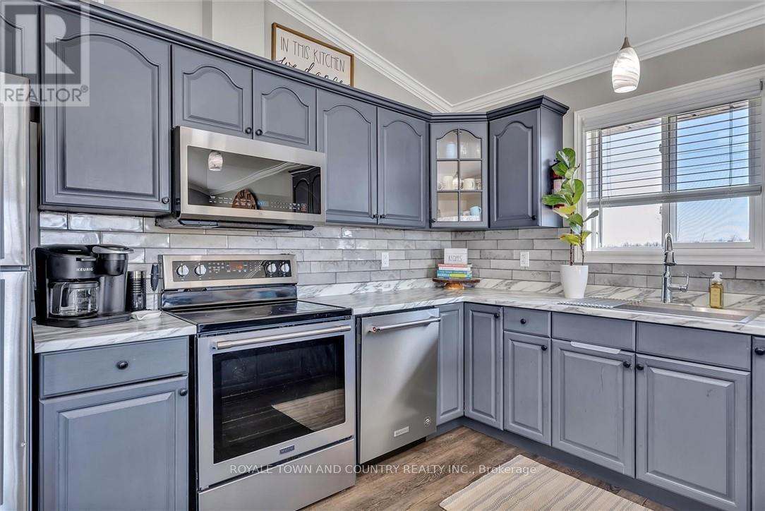 929 Cottingham Road, Kawartha Lakes, Ontario  K0L 2N0 - Photo 11 - X12071202